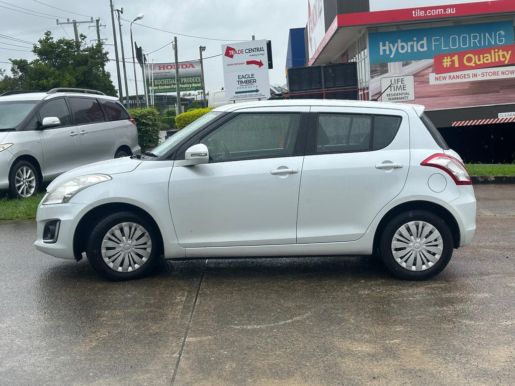 2014 Suzuki Swift GL Navigator
