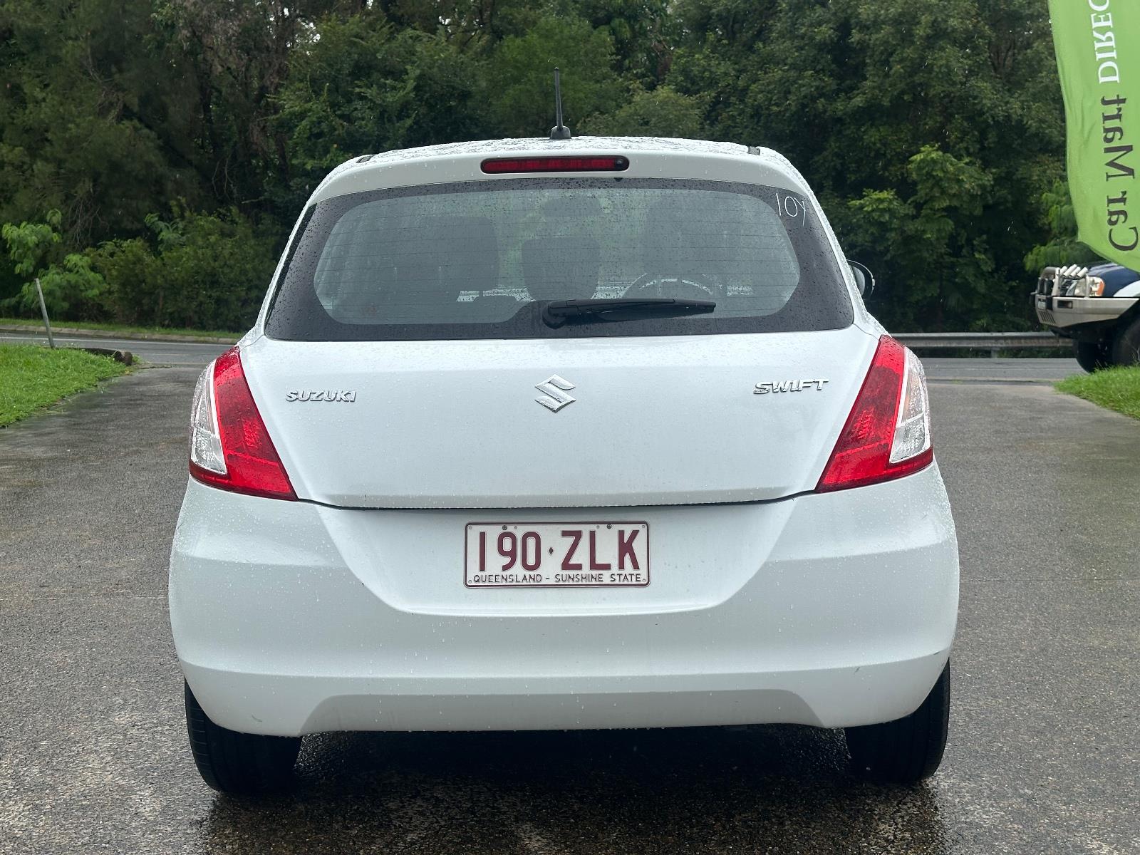 2014 Suzuki Swift GL Navigator