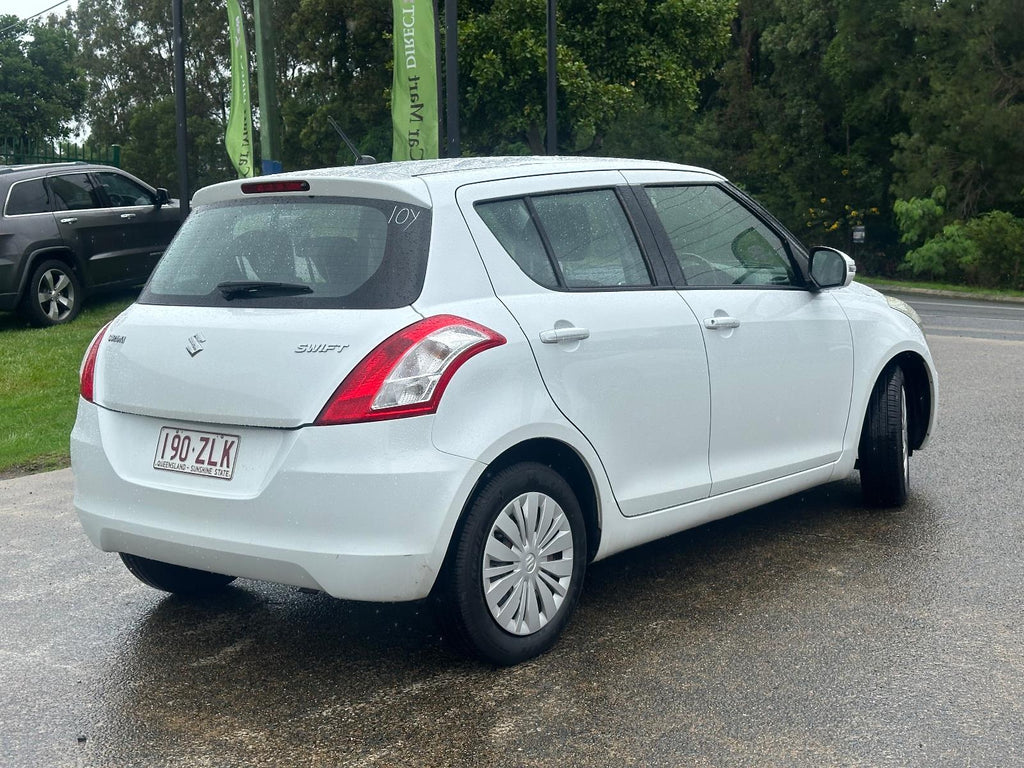 2014 Suzuki Swift GL Navigator