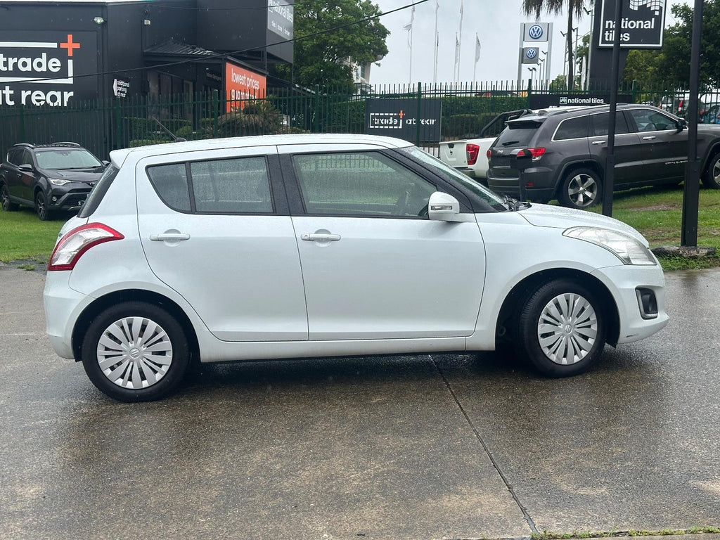 2014 Suzuki Swift GL Navigator