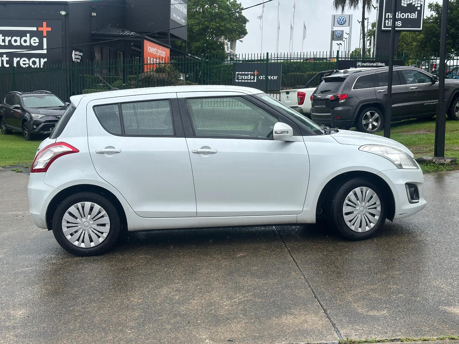 2014 Suzuki Swift GL Navigator