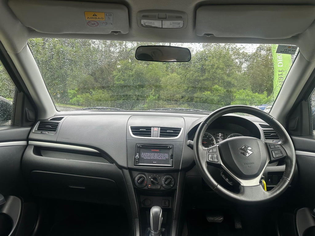 2014 Suzuki Swift GL Navigator