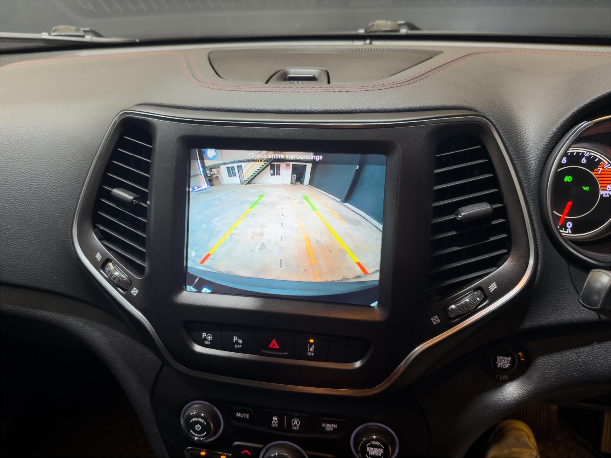 2019 Jeep Cherokee Trailhawk